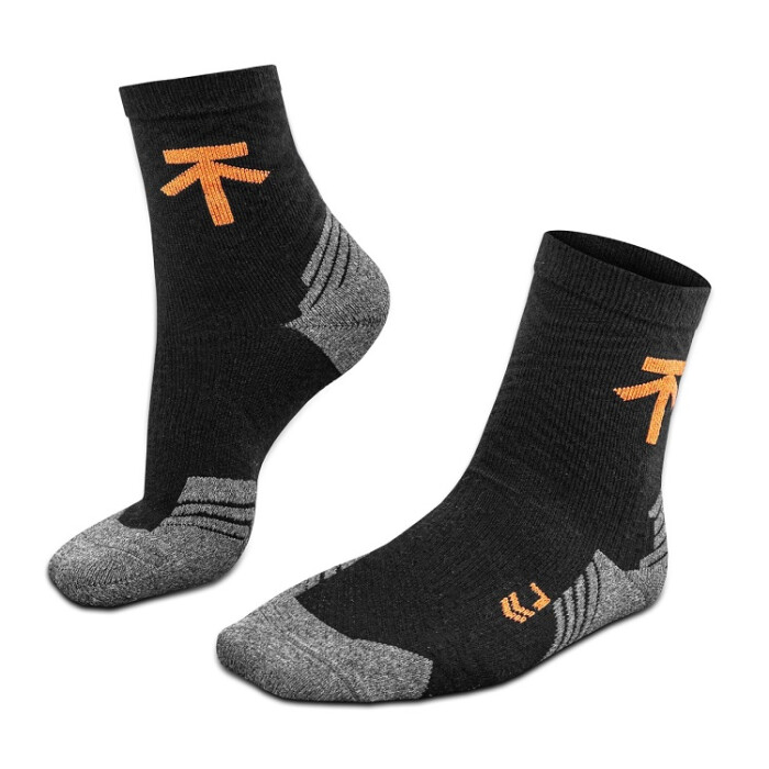 Носки Sturmer Winter Leg Cover, черно-серые в Капсуле
